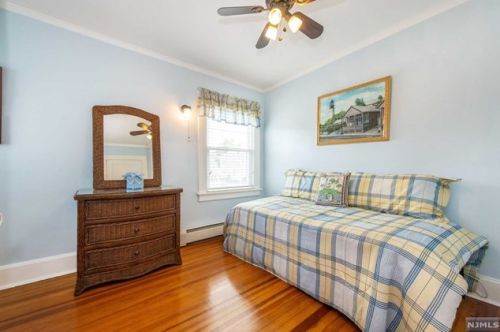 77 1st Ave, West Paterson NJ  07424-1531 exterior