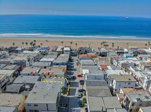 212 41st St, Manhattan Beach CA  90266-3141 exterior
