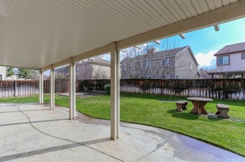 28 Helen Ave, Beaumont, CA 92223-3138