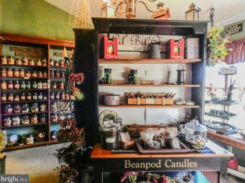 500 Tansboro Rd, Berlin Boro NJ  08009-9009 exterior