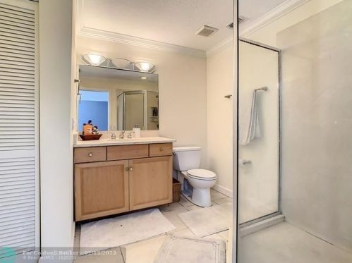 1416 32nd Ave, Vero Beach FL  32960-3188 exterior