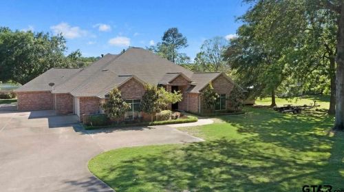 13735 Peninsula Rd, Whitehouse, TX 75791-8311