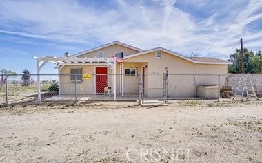 9148 Avenue, Lancaster, CA 93535-7935