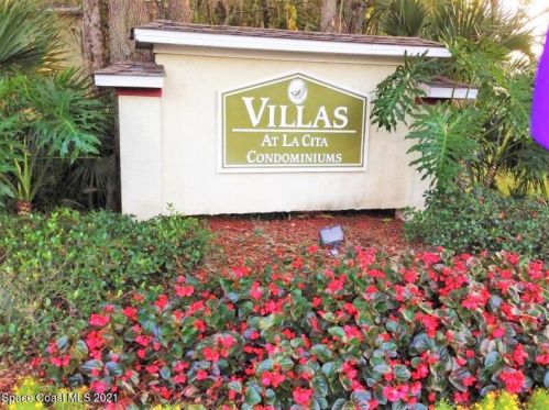 3505 Sable Palm Ln, Titusville, FL 32780-5586