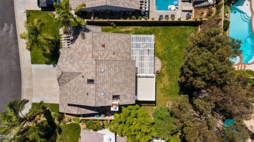 27184 Highlands Ln, Santa Clarita, CA 91354-2101