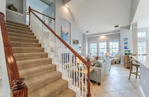 413 Islebay Dr, Ruskin FL  33572-3332 exterior