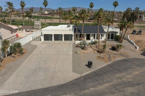 2280 Leonard Ln, Lake Havasu City, AZ 86406-8107