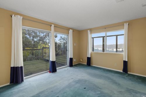 412 Turner Dr, Benicia CA  94510-1413 exterior