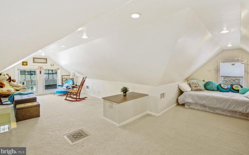 704 Berwyn Ave, Berwyn PA  19312-1714 exterior