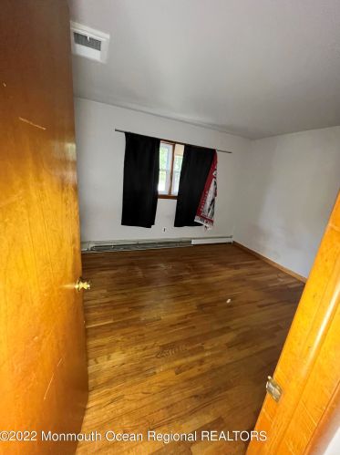 49 Lloyd Rd, Morganville NJ 07751-9792 exterior