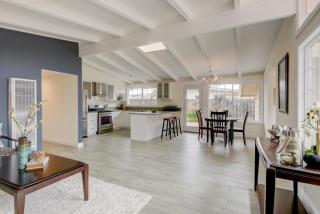 719 Lakebird Dr, Sunnyvale, CA 94089-2531