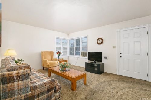 1419 Luray St, Long Beach, CA 90807-1215