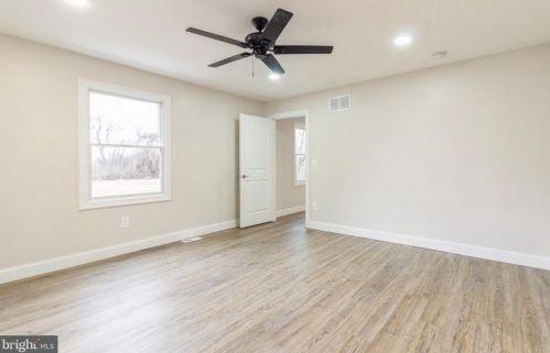 891 Kings Hwy, Pilesgrove NJ  08098-5456 exterior