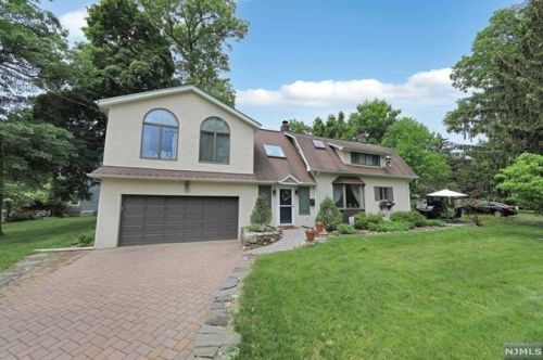 60 Norma Rd, Harrington Park, NJ 07640-1730