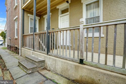 62 Charlotte St, Pottstown PA  19464-5947 exterior
