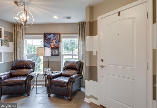 15399 Rosemont Manor Dr, Haymarket VA  20169-6271 exterior