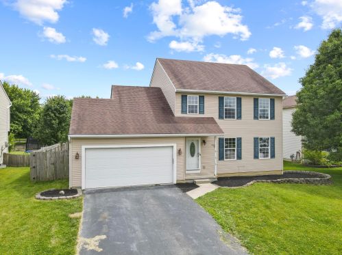 217 Bellebrooke Ct, Pataskala, OH 43062-7343