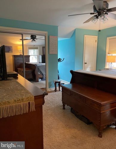 3212 Hilltop Rd, Newtown Square PA  19073-4207 exterior