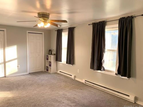 12 Juniper Ln, Norwich CT  06351-9119 exterior