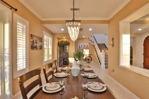 5391 Evening Sky Dr, Simi Valley CA  93063-5744 exterior