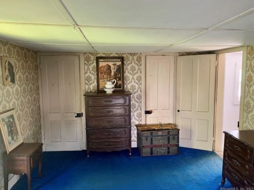 55 Hospital Hill Rd, West Woods CT  06069-2010 exterior