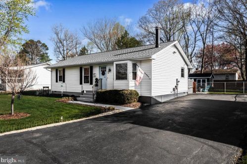 5515 Larch St, Fredericksburg, VA 22407-1209