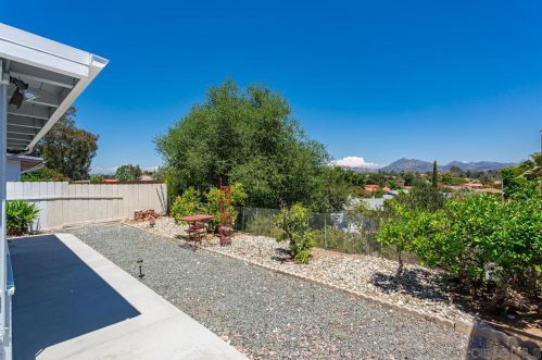 17061 Acena Dr, San Diego CA  92128-2674 exterior