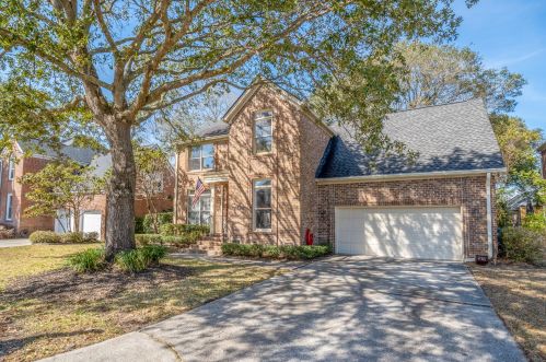 1328 Southlake Dr, Mount Pleasant SC  29464-7441 exterior