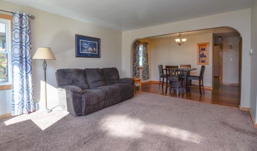 1663 Mason Way, Green Bay WI  54302-2721 exterior