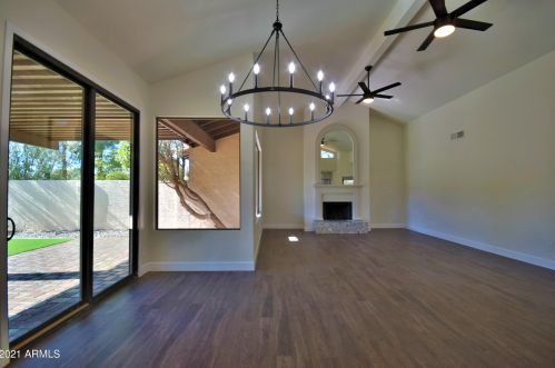 5529 Paradise Dr, Scottsdale AZ 85260-5433 exterior