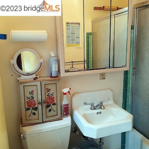 2325 Oak St, Berkeley CA  94708-1697 exterior