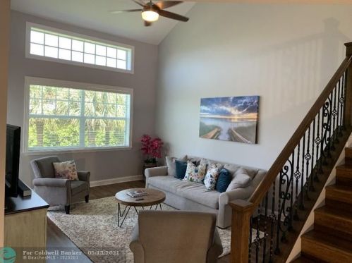 605 Mainsail Cir, Jupiter, FL 33477-1406