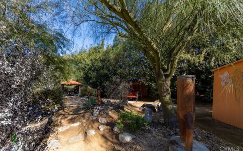 1672 Smiley Heights Dr, Redlands CA  92373-6533 exterior