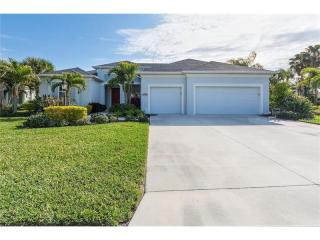 8870 17th Avenue Cir, Bradenton, FL 34209-8158