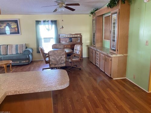 7280 Ladyfish Dr, Saint James City FL  33956-2745 exterior