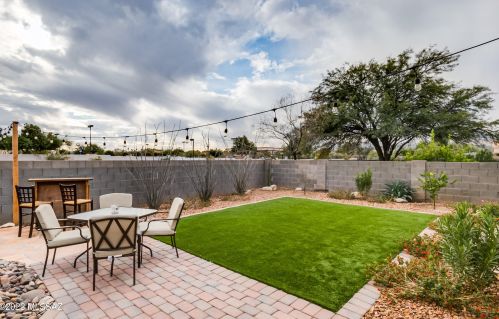 7938 Panamint Dr, Tucson AZ 85743-1184 exterior