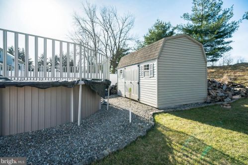 1801 Arbor Ct, Jamison PA  18929-1672 exterior