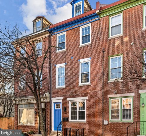 154 Fairmount Ave, Philadelphia PA  19123-3017 exterior