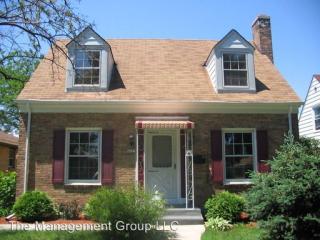 4027 89th St, Milwaukee WI  53228-2207 exterior