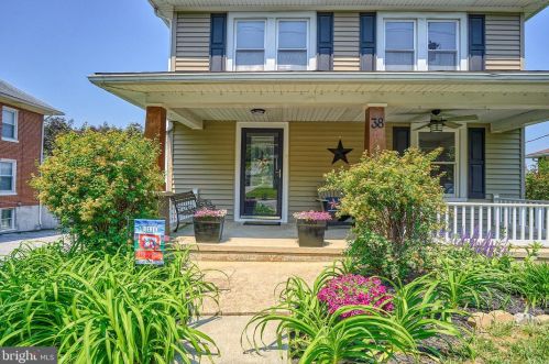 38 Constitution Ave, Tolna, PA 17349-7922