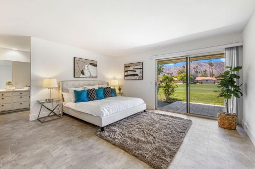 49131 Washington St, La Quinta CA  92253-2214 exterior