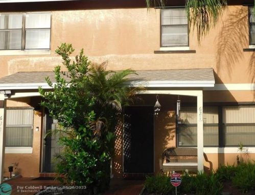 621 105th Way, Hollywood, FL 33026-3958