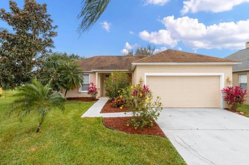 533 Terranova Cir, Winter Haven, FL 33884-3407