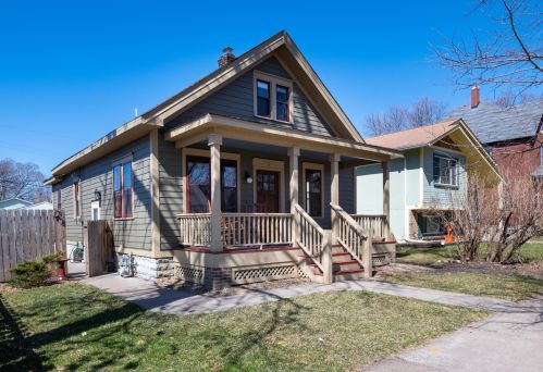 335 Daly St, Saint Paul, MN 55102-3211