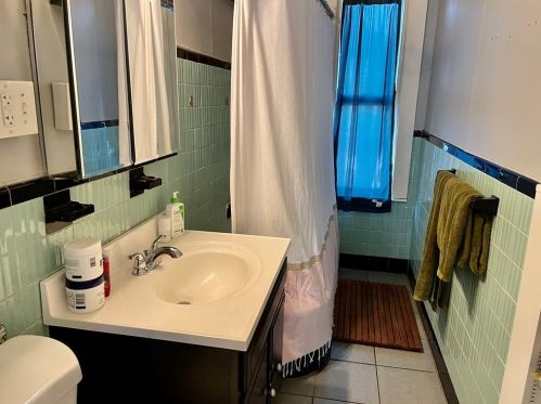 5 Plum St, Worcester MA  01604-3662 exterior