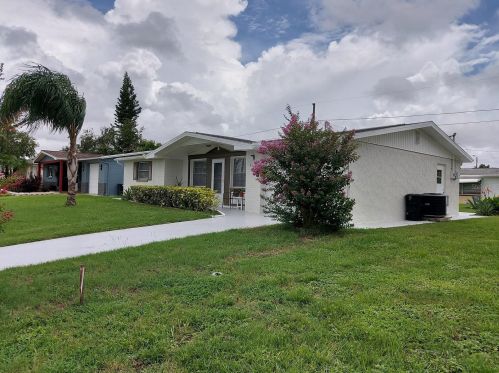 5140 Overton Dr, New Port Richey, FL 34652-6171