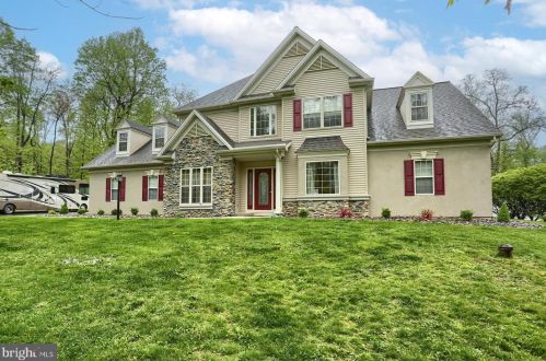 226 Ore Bank Rd, Siddonsburg, PA 17019-9335