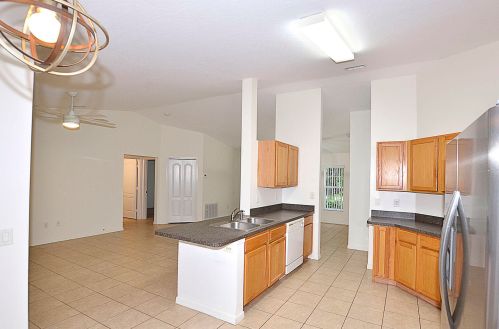 7715 95th Ct, Vero Beach FL  32967-3828 exterior