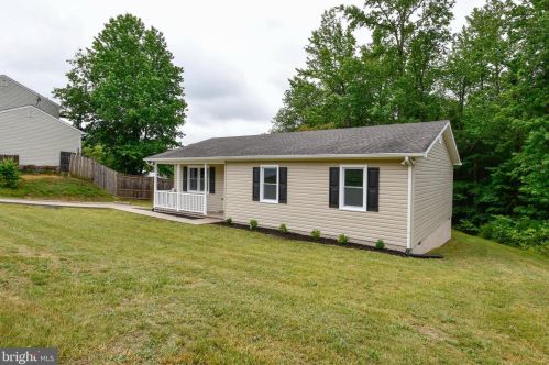 10302 Hillside Ln, Fredericksburg, VA 22408-2676