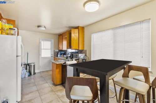 3426 Boston Ave, Oakland CA 94602-2905 exterior